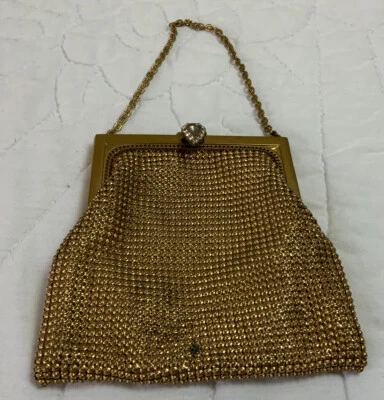Cartera de noche vintage, pequeña malla dorada, Whiting & Davis Foto 1 de 4
