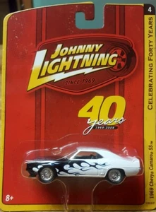 2009 Johnny Lightning Celebrating 40 Years 1969 Chevy Camaro SS 1:64 New - Picture 1 of 8