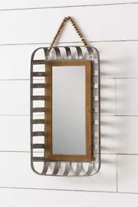 Tobacco Basket wall Mirror in distressed metal and wood - Picture 1 of 3