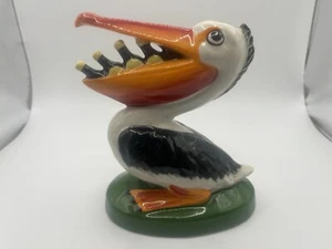 Figurina prototipo Lorna Baily Guinness Pelican, altezza 5,75", lunga 5" e larga 4" - Foto 1 di 9