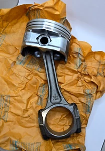[Piezas originales GM 89060465] Pistón para motores V8 de 8,1 L - Chevy Tahoe Sub 2001-07 - Imagen 1 de 7
