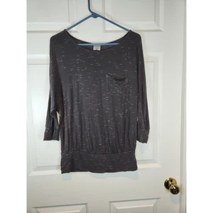 Maternity sz M Grey & White Pattern 3/4 Sleeved T Shirt by Motherhood Maternity - Picture 1 of 7
