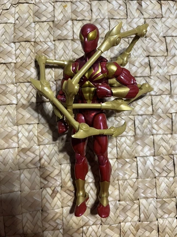 Spider-Man Marvel Legends Iron Spider 6-inch Action Figure Cover