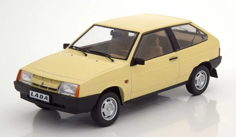 KK Scale Lada Samara 1984 cream Limited Edition 500 pcs 1:18 Scale - Image 1 of 1