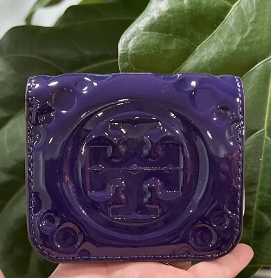 Nuevo con Caja Tory Burch T Monograma Patente Hinchada Repujado Mini Cartera Púrpura-Raro Foto 1 de 4