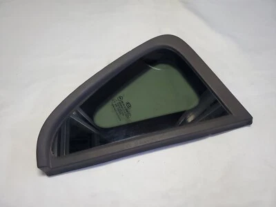 Kia Soul Passengers 2011-2013 (trasero derecho) cuarto de cristal (OEM) con privacidad  Foto 1 de 4