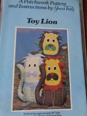 MUÑECA LEÓN DE PELUCHE PATRÓN PATCHWORK VINTAGE 20" DE ALTO LA TUYA VERDADERAMENTE Foto 1 de 2