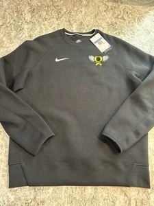 NWT Men's Nike Black Oregon Ducks Tech Fleece Pullover Sweatshirt Medium - Picture 1 of 13