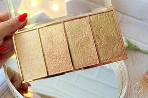 Revolution Vintage Lace Intense Metallic Cream-Powder Highlighter Palette - Picture 1 of 2