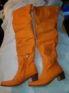 Damenstiefel klobiger Absatz rund geschnitten Reiter plissiert Reißverschluss Overknee ORANGE GRÖSSE 10 - Bild 1 von 2
