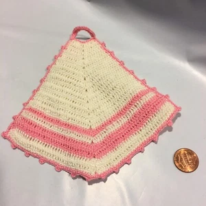 Vintage Crochet Pot Holder Trivet with Hanging Hook PINK IVORY HANDMADE TRIANGLE - Picture 1 of 3