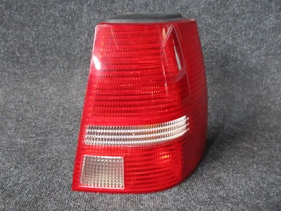 Fanale posteriore destro VW Golf 4 Bora Variant luce posteriore ROSSO BIANCO 1J9945075AA - Immagine 1 di 3