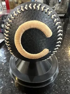 Chicago Cubs Roadster embroidered Rawlings collectible baseball in case. - Picture 1 of 6