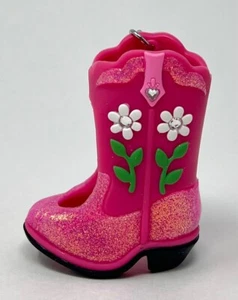 NEW BATH & BODY WORKS PINK COWBOY BOOT POCKETBAC HOLDER HAND SANITIZER CASE CLIP - Picture 1 of 6