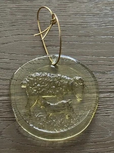VTG Yellow Handmade Pressed Glass Suncatcher Ornament Sheep - Picture 1 of 5