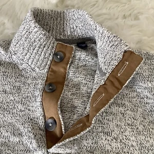 IZOD Sweater Mens XLT Knitted Button Up V-Neck Grandpa Beige - Picture 1 of 13