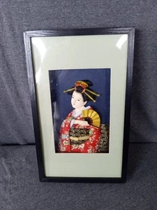 Vintage Porcelain Fabric Japanese Geisha Shadow Box Artwork 13x8x1.5 - Picture 1 of 4