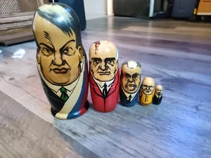 14pc Vintage Hand Painted Wood Russian Leaders Nesting Dolls Political Leaders - Picture 1 of 4