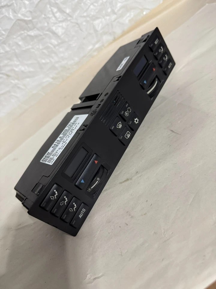 **Unidad de control de clima para tablero BMW E38 740i 740iL 750iL aire acondicionado aire acondicionado Foto 1 de 4
