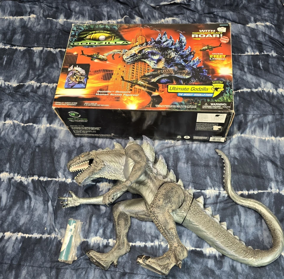 RARE ULTIMATE GODZILLA TOHO Movie Monster Figure 1998 With Box 2 Feet Tall - Image 1 of 4