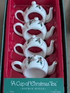 Teekanne Form einer Tasse Weihnachten Tee Serviettenring 4er Set Fine Bone China 1995 - Bild 1 von 12