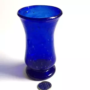 Jarrón vintage de vidrio artístico azul cobalto hecho a mano con cicatriz pontil 5" - Imagen 1 de 6