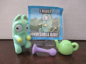 Lost Kitties Wheelz Purple Horn Green Teapot Series 2 Cat Figure - Picture 1 of 1