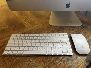 Apple Magic Keyboard & Apple Magic Mouse Boxed - Picture 1 of 5