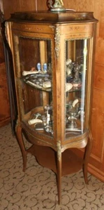 Antique China cabinet Vignette - Genuine French Hand Painted with Ormolu - Picture 1 of 6