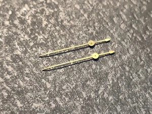 2 Factory NOS Bulova Accutron 218 & 219 Series Gilt Fils Second Hands - 0,51 Post - Bild 1 von 7