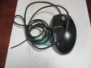 Compaq / Logitech (M-S69) Gray PS/2 Wired 3-Button Scroll Mouse ** - Picture 1 of 4