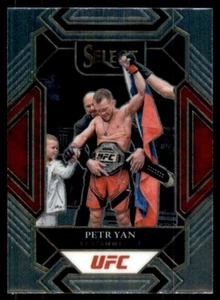 2022 Panini Select UFC Petr Yan #309 - Foto 1 di 2