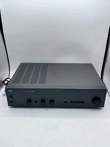 NAD Stereo Integrated Amplifier 302 with Phono Input - Free Shipping! - Picture 1 of 4