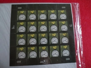 DOC Scott #3757 RELOJ AMERICANO ÁGUILA DORADA 10¢ Hoja de 20 MNH XF - Imagen 1 de 2