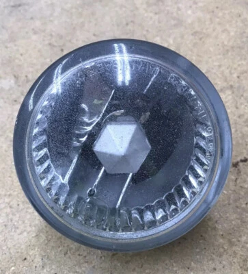 Faro antiniebla derecho derecho Toyota Prius 2004-2009 Foto 1 de 4