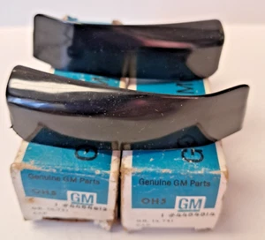 1965-69 GM Corvair Door Pillar Plastic Cap Black 4484813 4484814 NOS - Picture 1 of 5