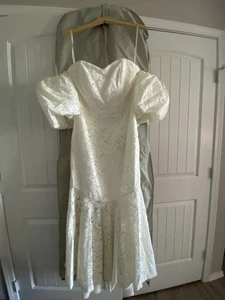 Off The Shoulder Lace Wedding Dress Size 8 - Picture 1 of 2
