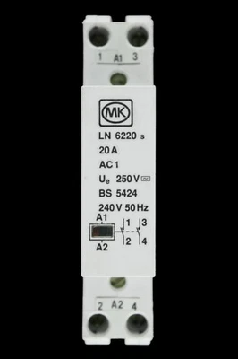MK 20 AMP DOUBLE POLE NO CONTACTOR 240V COIL LN 6220s - Image 1 of 4