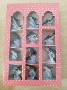 Collection de 12 nouveaux dauphins Dans leur boîte d'origine - Picture 1 of 14