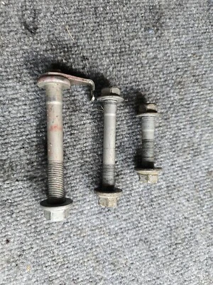 2008-2012 INFINITI EX35 G37 FRONT LOWER CONTROL ARM ONE SET BOLTS USED OEM - Image 1 of 4