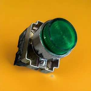 🔥(AN) ***QTY 1*** Attach Corp 2ALP3LB-024 Altech Push Button Momentary Green LE - Picture 1 of 8