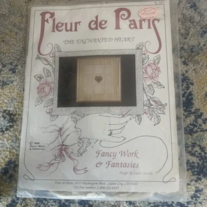 Carol Costello Fleur De Paris Corazón Encantado Punto de Cruz y Cuentas Kit Nuevo - Imagen 1 de 3