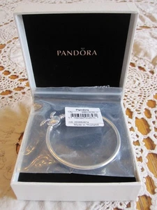 PANDORA Moment Winged Heart Bangle Bracelet Size Small NEW IN BOX - Picture 1 of 4