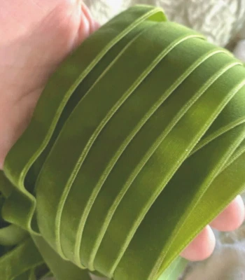 vintage 5/8" velvet ribbon trim fern leaf green 16mm 103"pc made in Switzerland - Image 1 of 4