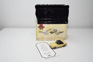 B16 1:43 MATCHBOX YESTERYEAR DYB05-M MGB 1967 CREAM MIB - Foto 1 di 17
