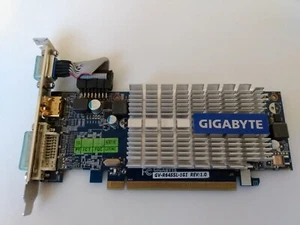 Gigabyte AMD Radeon HD 6450 (GV-R645SL-1GI) 1GB DDR3 SDRAM PCI Express x16... - Picture 1 of 3
