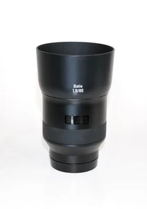Zeiss Batis 85mm f1.8 - Picture 1 of 4