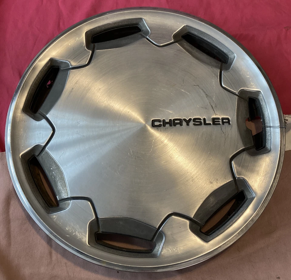 1985-1986 Chrysler Lebaron GTS 14" Cap Hubcap Wheel Cover 4284120 OEM Vintage OE - Imagem 1 de 4