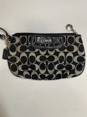 Клатч женский Coach Ashley фирменный с ремешком холщовый кожаный вневременной классический - Изображение 1 из 4