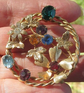 Made in Austria, Rhinestones in Large Round 1 1/2" Goldtone Brooch pin, Vtg. - Picture 1 of 8